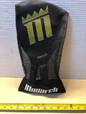 2 count monarch pickle ball paddles