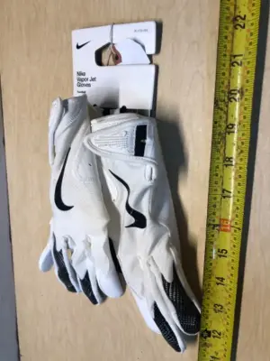 Nike vapor jet gloves football size XL