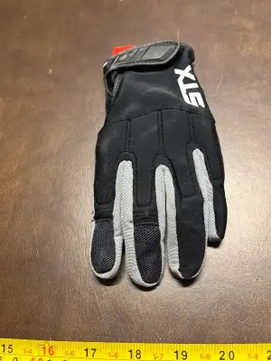 StX glove