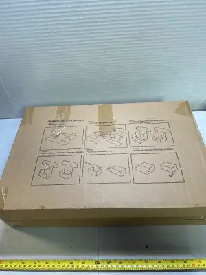 box of gift boxes/ foldable white boxes