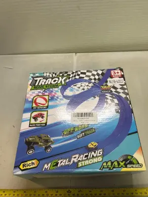 race track ages 3+