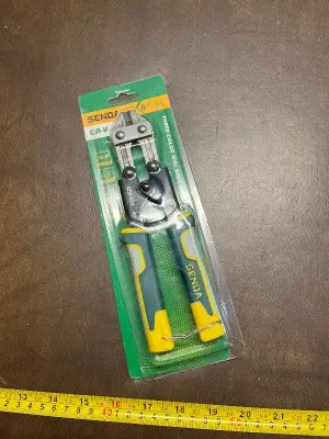 three-color mini bolt cutter