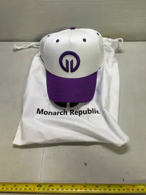 monarch republic cap
