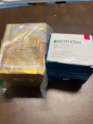 gold mask, blue therapy uplift day