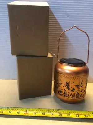 2 boxes solar powered lanterns