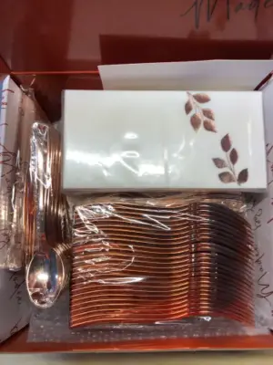 Rose Gold party plate set