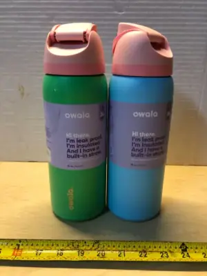 2 owala 32oz cups missing straws