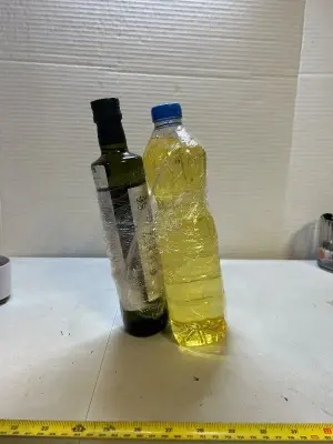 vegetable oil and olive oil