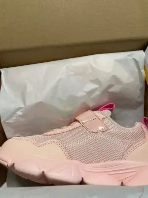 pink EUR 30 tennis shoes