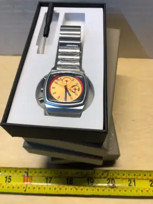 3 boxes Ciloa watches
