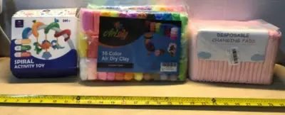 Spiral activity toy, 2 packages 36 color air clay , package of 24” changing pads
