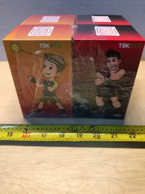 4 boxes reflex balls