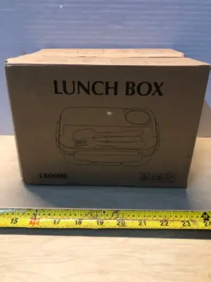 2 boxes lunch box containers