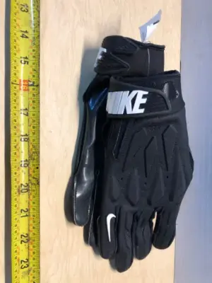 Nike track gloves