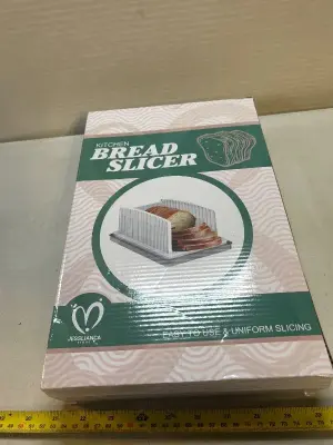 kitchen bread slicer