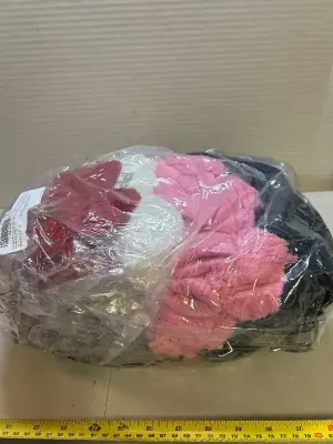 18 piece kids hat and gloves