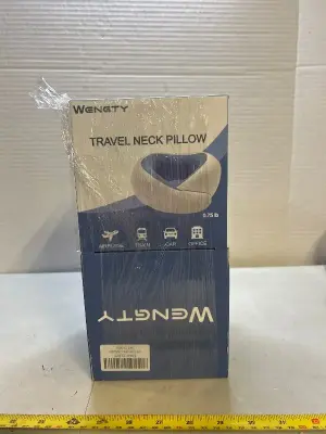 2 travel neck pillows