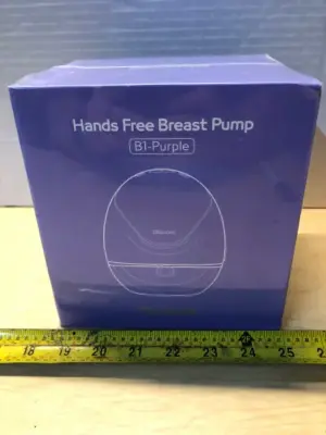 Hands free breast pump