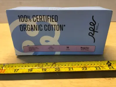 100% organic cotton pads with wings 18count