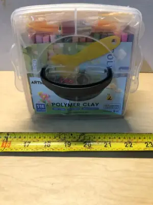 116 color polymer clay in plastic case