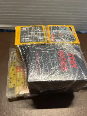 2ct figurine, card game , dice