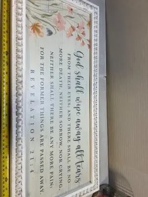 2 ct beaded wall decor