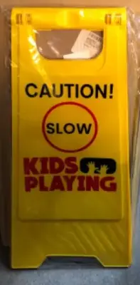 3 pc slow kids playing sign