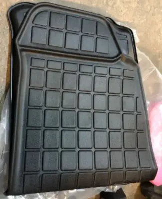 Unknown make/model car  floor mats used