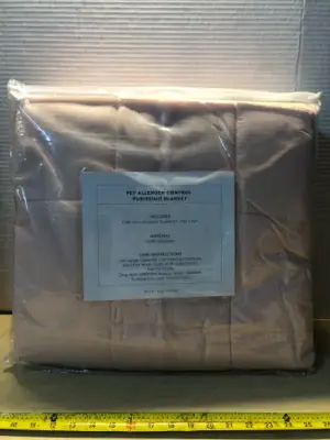 Pink full /Queen blanket