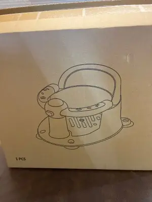 baby seat with suction cups