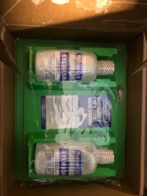 Emergency eye wash station