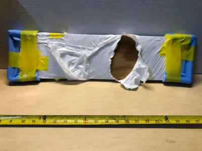 3 boxes floating floor one pc per box