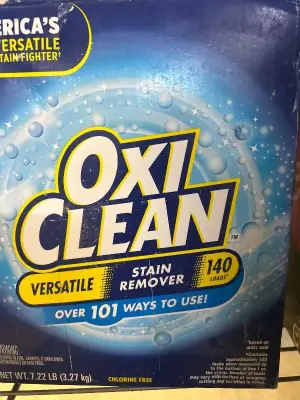 7.22 lb oxi clean stain remover hole in box
