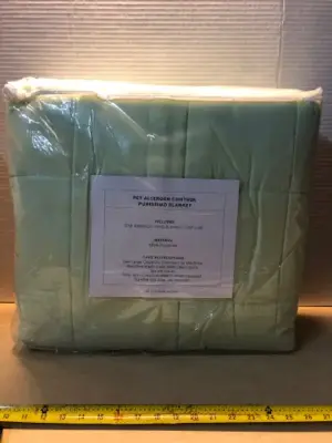 Light green king blanket