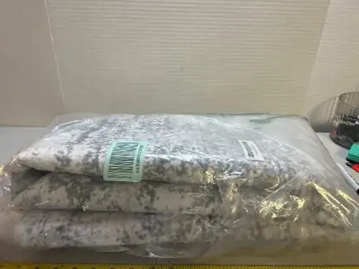 large grey and white area rug unknown size