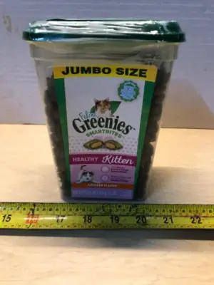 16oz feline greenies smart bites healthy kittens exp:5/26 lid cracked