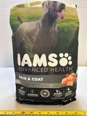 4.5lbs IAMS advanced health, skin and coat dog food