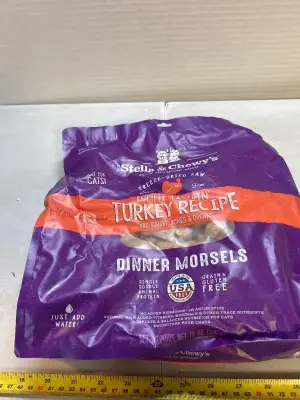 turkey dinner morsels for cats and dogs