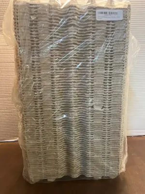 lot of egg cartons (unknown count)