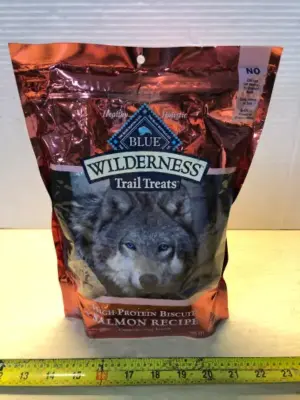 24oz blue wilderness trail treats exp:5/21/25