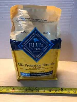 5lbs blue buffalo life protection dog food exp:3/7/27