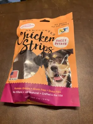 dehydrated chicken strip treats for dogs 5oz exp07/26