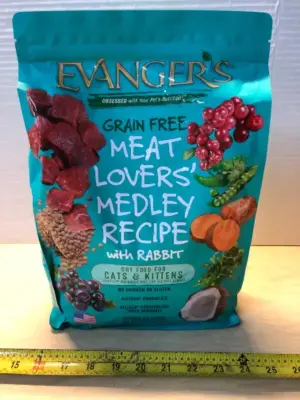 4.4lb evangers cat and kitten food exp:1/15/27
