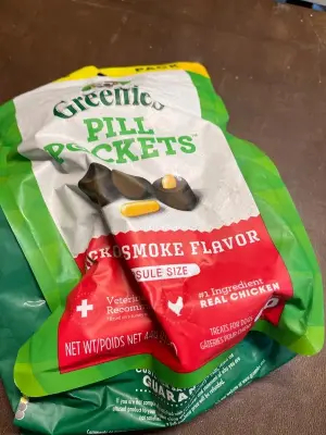 greenies pill pockets 25.8oz exp05/26