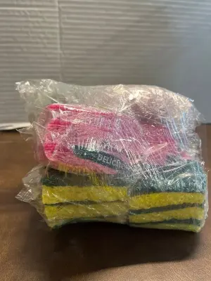bundle of sponges
