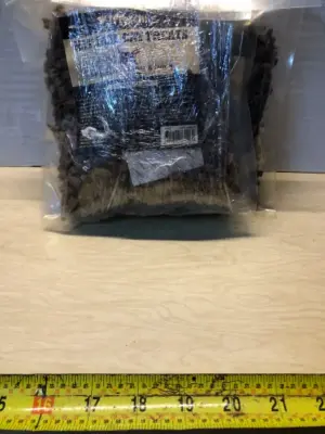 4 bags 6oz each natural cat treats exp:3/27