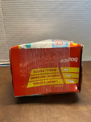 making soda & bounce dryer sheets