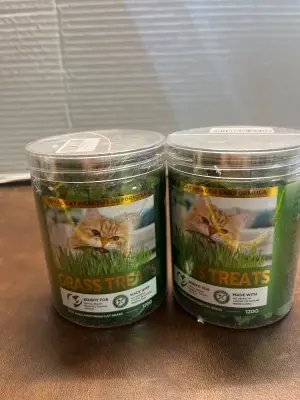2ct grass treats