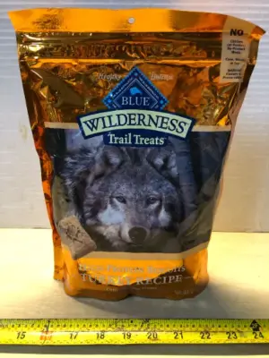 24oz blue wilderness dog treats exp:4/20/26