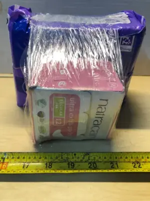 Always size 5 discreet 32count, 12 count ultra pads